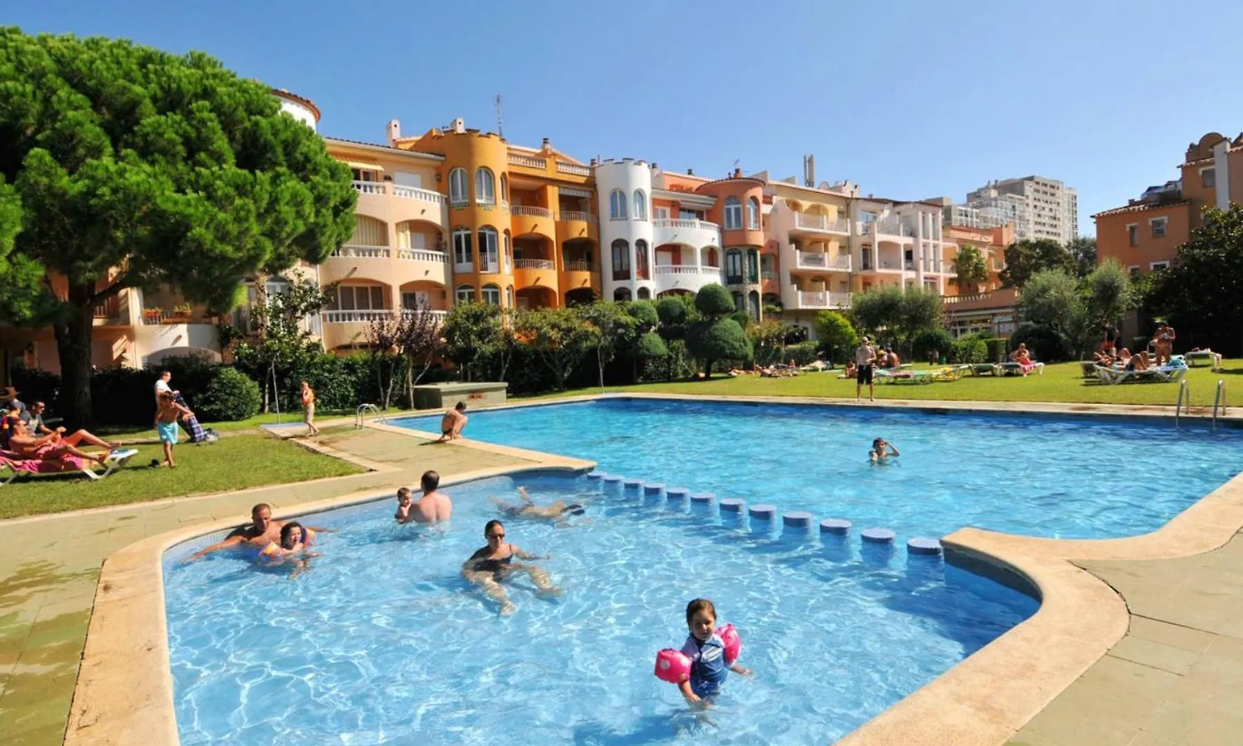 135-Apartamento En Empuriabrava Cerca Del Mar- Empurialola Apartmán